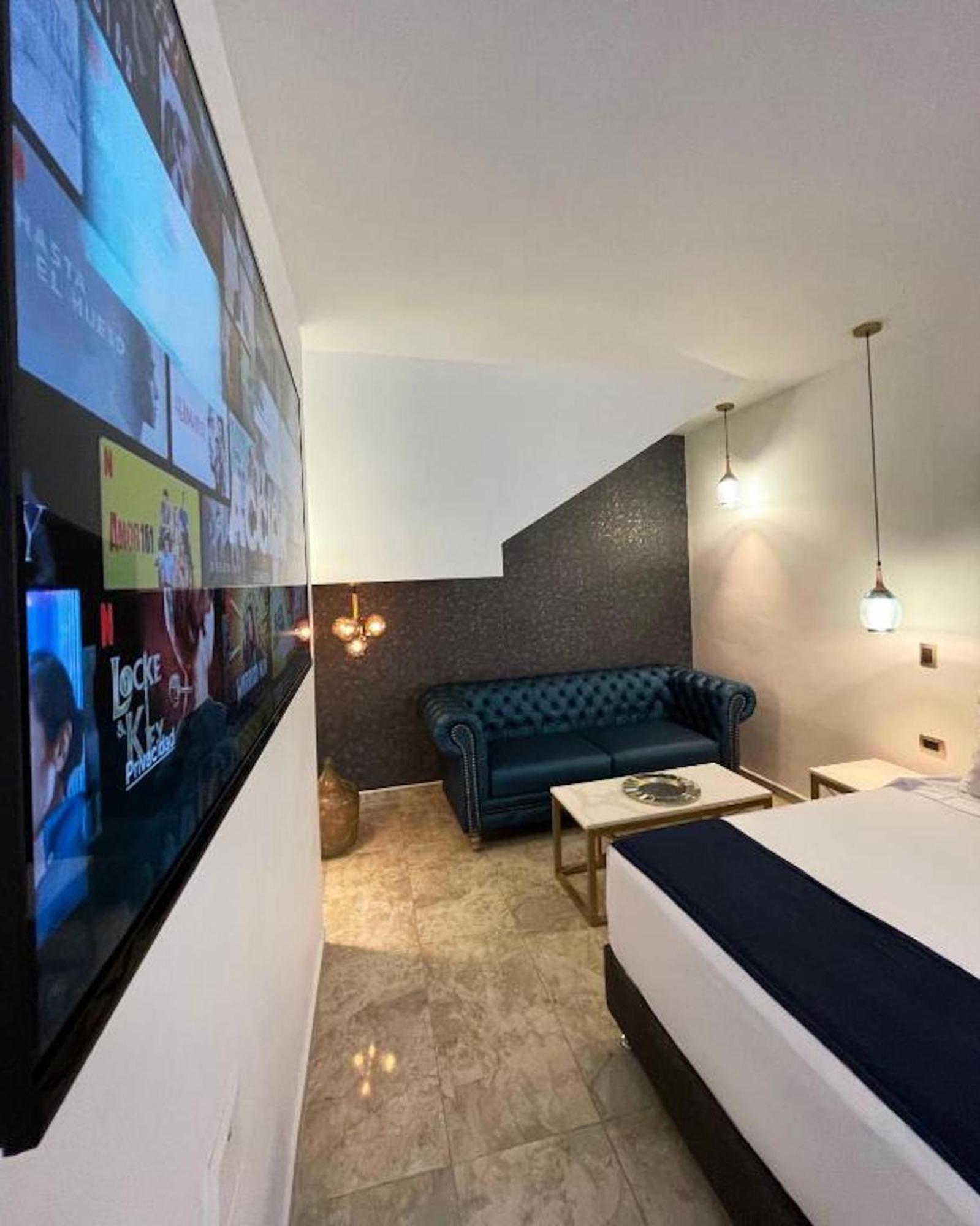 Hotel Lleras Меделин Екстериор снимка