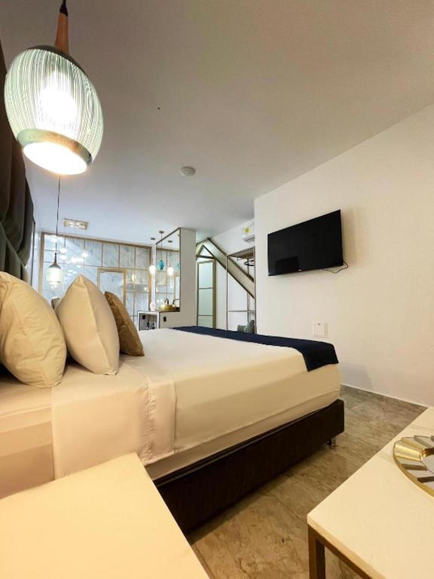 Hotel Lleras Меделин Екстериор снимка