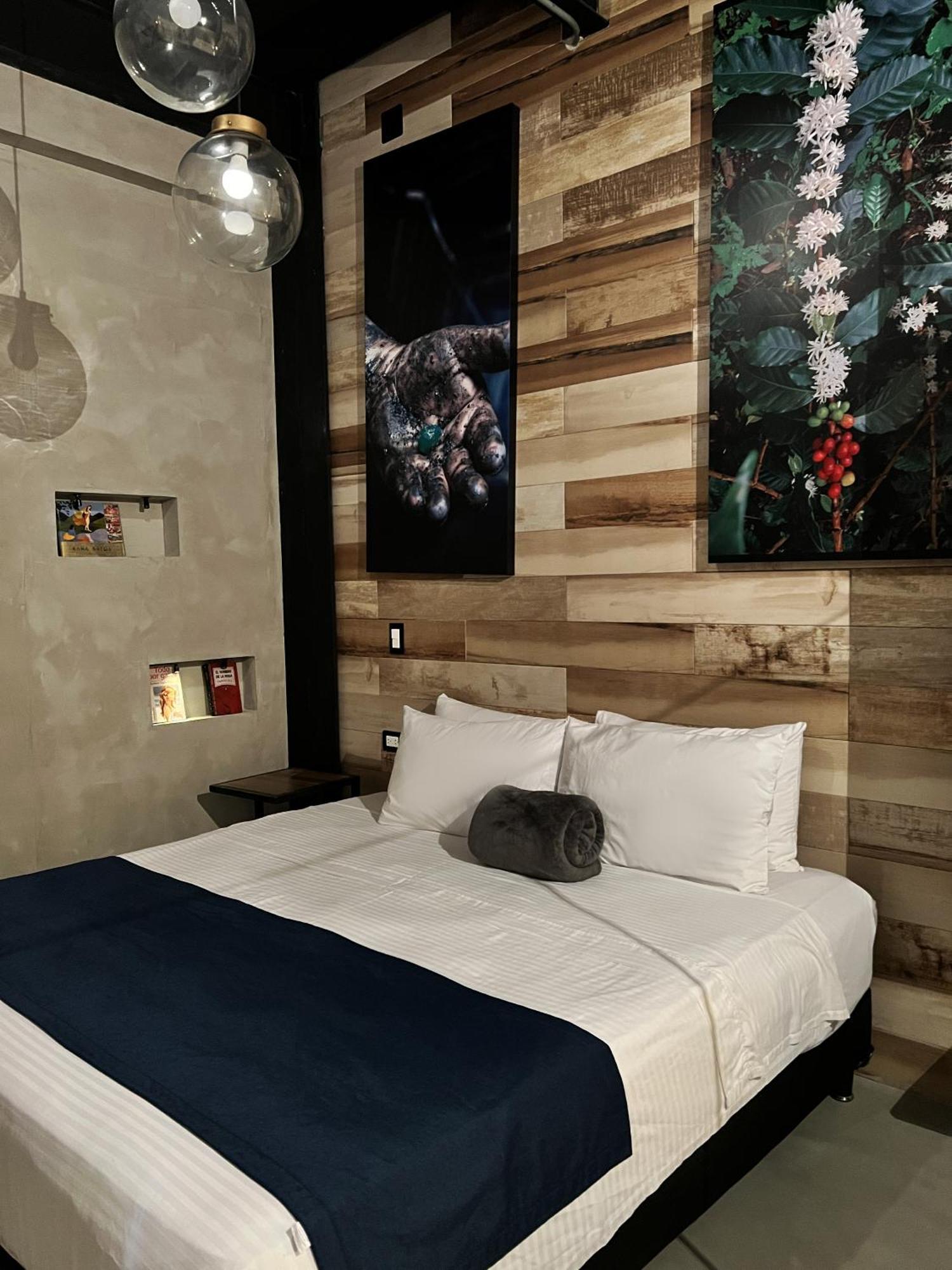 Hotel Lleras Меделин Екстериор снимка