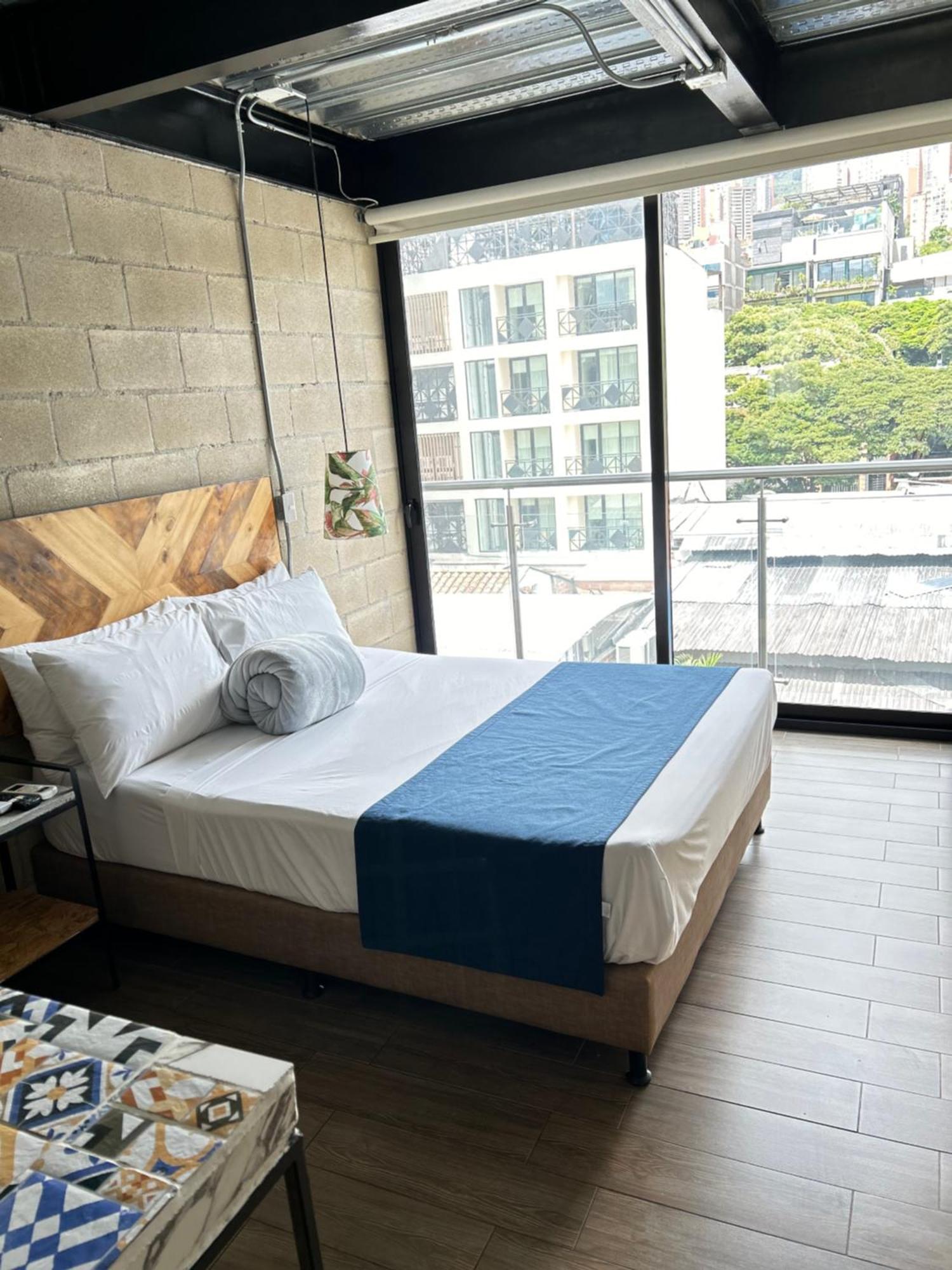 Hotel Lleras Меделин Екстериор снимка