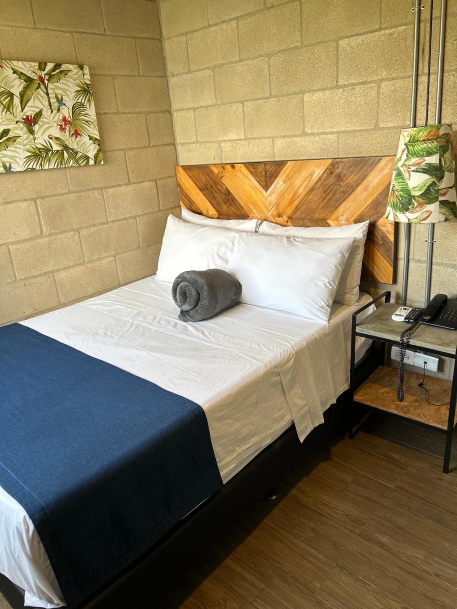 Hotel Lleras Меделин Екстериор снимка